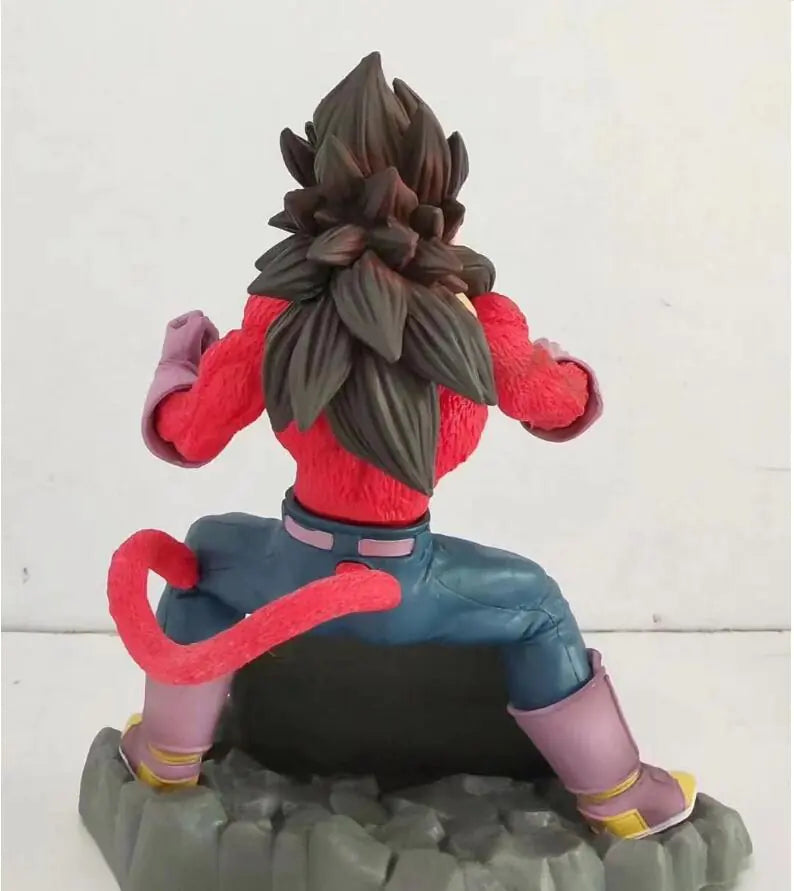 Dragon Ball GT Super Saiyan 4 Vegeta Figure