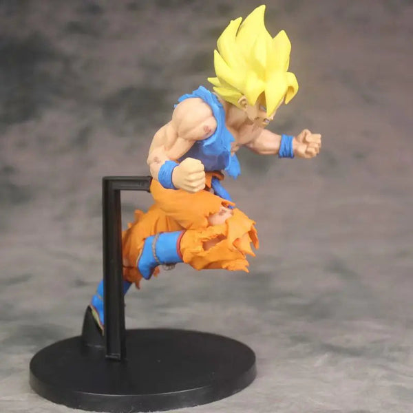 Goku Saiyan Collectible Figure